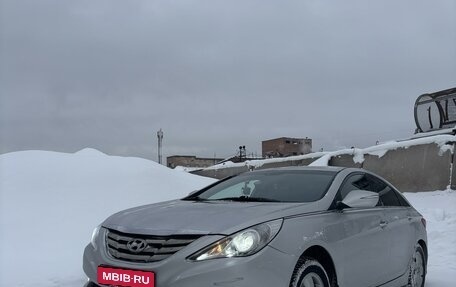 Hyundai Sonata VI, 2011 год, 1 170 000 рублей, 1 фотография