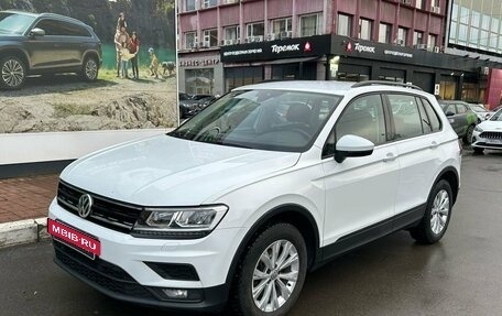 Volkswagen Tiguan II, 2020 год, 2 349 000 рублей, 3 фотография