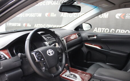 Toyota Camry, 2012 год, 1 896 000 рублей, 4 фотография