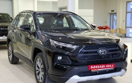 Toyota RAV4, 2024 год, 4 700 000 рублей, 3 фотография