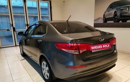 KIA Rio III рестайлинг, 2015 год, 977 000 рублей, 6 фотография