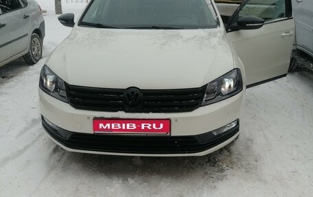 Volkswagen Passat B7, 2012 год, 950 000 рублей, 1 фотография