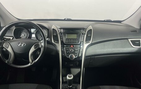 Hyundai i30 II рестайлинг, 2012 год, 1 049 000 рублей, 14 фотография