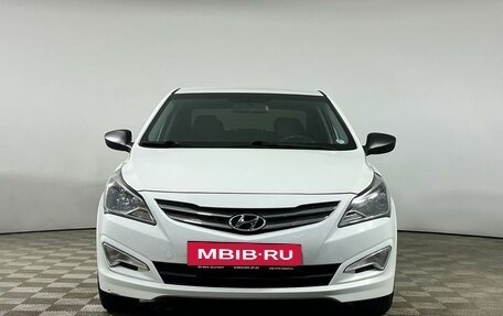 Hyundai Solaris II рестайлинг, 2015 год, 1 299 000 рублей, 2 фотография