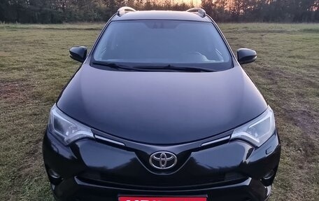 Toyota RAV4, 2017 год, 3 190 000 рублей, 1 фотография