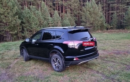 Toyota RAV4, 2017 год, 3 190 000 рублей, 5 фотография