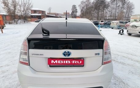 Toyota Prius, 2010 год, 1 280 000 рублей, 8 фотография