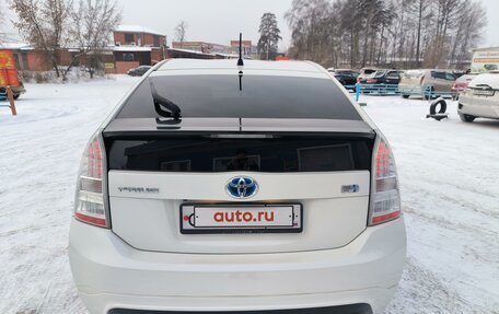 Toyota Prius, 2010 год, 1 280 000 рублей, 9 фотография