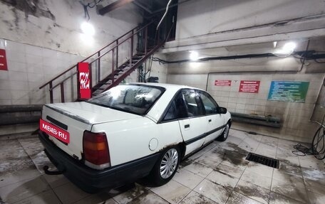 Opel Omega A, 1988 год, 80 000 рублей, 2 фотография