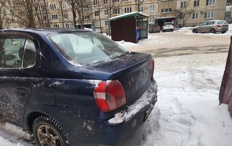 Toyota Platz, 2001 год, 330 000 рублей, 2 фотография