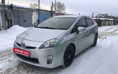 Toyota Prius, 2010 год, 1 030 000 рублей, 5 фотография