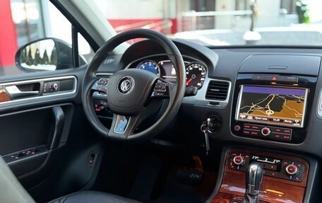 Volkswagen Touareg III, 2010 год, 3 150 000 рублей, 11 фотография