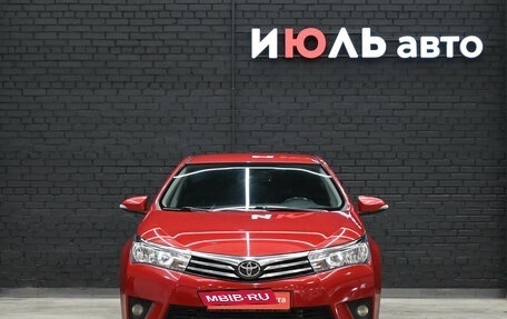 Toyota Corolla, 2013 год, 1 430 000 рублей, 2 фотография