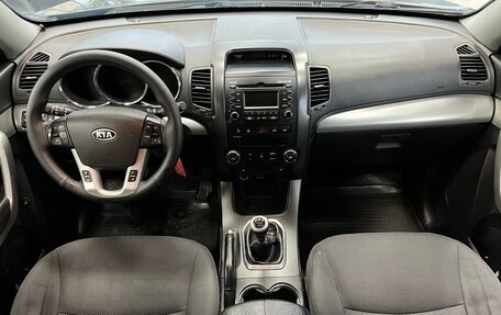 KIA Sorento II рестайлинг, 2011 год, 1 340 000 рублей, 12 фотография