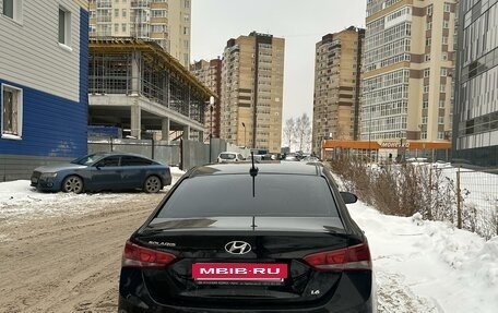 Hyundai Solaris II рестайлинг, 2017 год, 1 020 000 рублей, 4 фотография