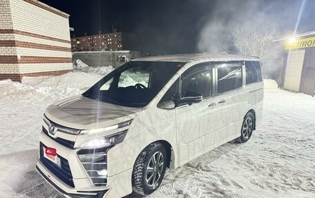 Toyota Voxy III, 2019 год, 2 980 000 рублей, 3 фотография