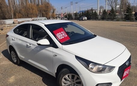 Hyundai Solaris II рестайлинг, 2018 год, 1 370 000 рублей, 1 фотография