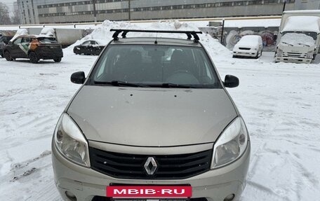 Renault Sandero I, 2010 год, 385 000 рублей, 2 фотография