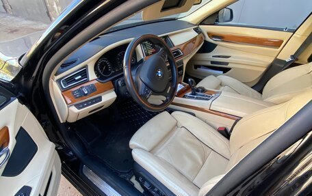 BMW 7 серия, 2013 год, 2 300 000 рублей, 4 фотография