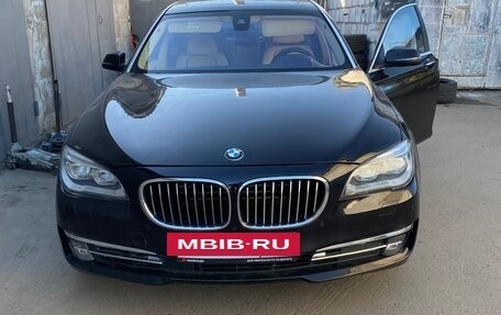 BMW 7 серия, 2013 год, 2 300 000 рублей, 7 фотография