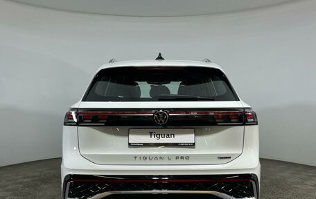 Volkswagen Tiguan, 2024 год, 6 550 000 рублей, 4 фотография