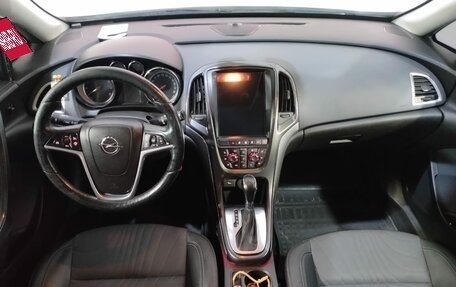 Opel Astra J, 2014 год, 900 000 рублей, 9 фотография