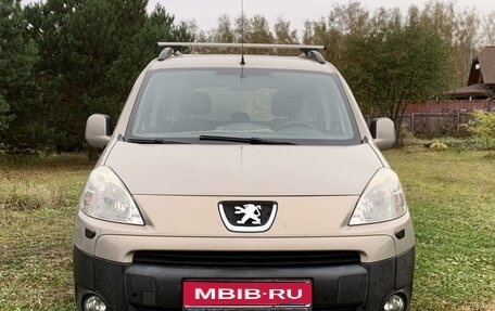 Peugeot Partner II рестайлинг 2, 2010 год, 850 000 рублей, 1 фотография