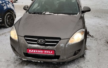 KIA cee'd I рестайлинг, 2009 год, 850 000 рублей, 4 фотография