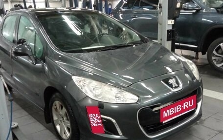 Peugeot 308 II, 2012 год, 680 000 рублей, 2 фотография