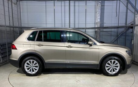 Volkswagen Tiguan II, 2017 год, 2 499 000 рублей, 4 фотография