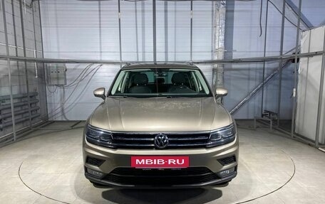 Volkswagen Tiguan II, 2017 год, 2 499 000 рублей, 2 фотография