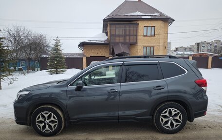 Subaru Forester, 2019 год, 2 100 000 рублей, 2 фотография