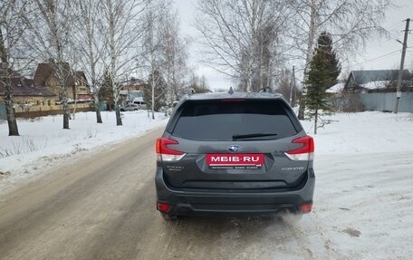 Subaru Forester, 2019 год, 2 100 000 рублей, 4 фотография