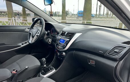 Hyundai Solaris II рестайлинг, 2013 год, 910 000 рублей, 18 фотография