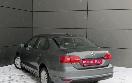 Volkswagen Jetta VI, 2011 год, 1 049 000 рублей, 7 фотография