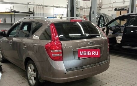 KIA cee'd I рестайлинг, 2009 год, 870 000 рублей, 4 фотография