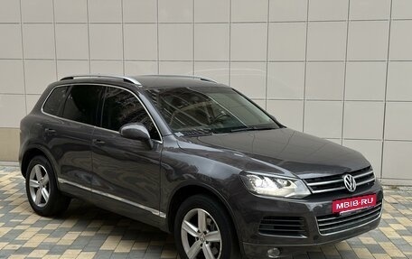 Volkswagen Touareg III, 2012 год, 1 890 000 рублей, 4 фотография