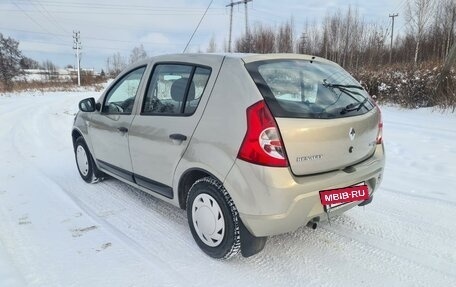 Renault Sandero I, 2011 год, 549 000 рублей, 3 фотография