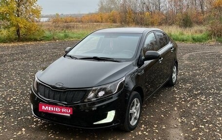 KIA Rio III рестайлинг, 2013 год, 820 000 рублей, 4 фотография