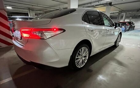 Toyota Camry, 2021 год, 4 200 000 рублей, 6 фотография