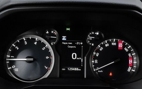 Toyota Land Cruiser Prado 150 рестайлинг 2, 2021 год, 7 349 000 рублей, 13 фотография