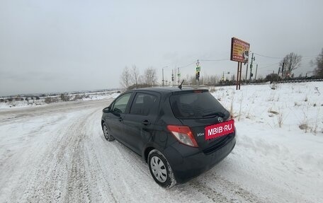 Toyota Vitz, 2012 год, 920 000 рублей, 13 фотография