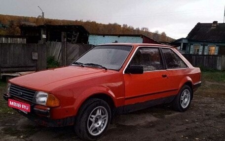 Ford Escort III, 1982 год, 185 000 рублей, 2 фотография