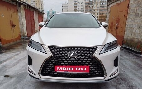 Lexus RX IV рестайлинг, 2021 год, 6 350 000 рублей, 3 фотография