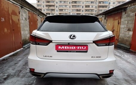 Lexus RX IV рестайлинг, 2021 год, 6 350 000 рублей, 13 фотография