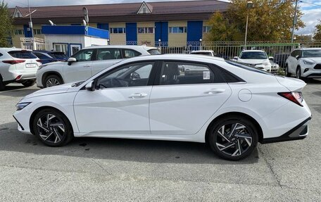 Hyundai Elantra, 2024 год, 2 450 000 рублей, 3 фотография