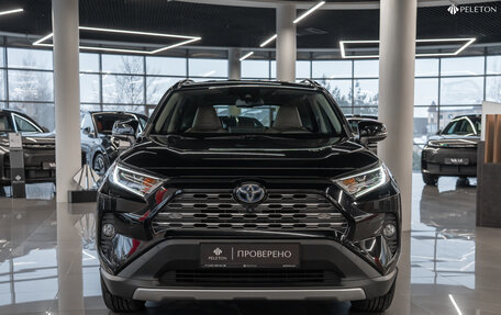 Toyota RAV4, 2020 год, 4 450 000 рублей, 3 фотография