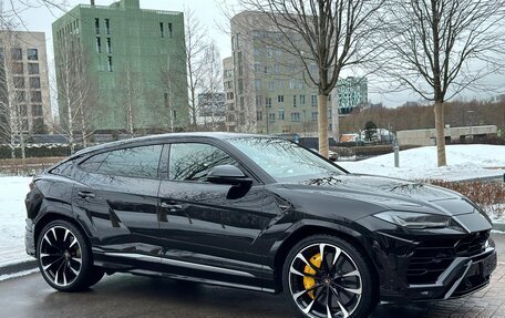 Lamborghini Urus I, 2022 год, 33 900 000 рублей, 9 фотография