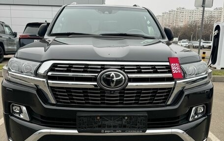 Toyota Land Cruiser 200, 2020 год, 9 300 000 рублей, 2 фотография