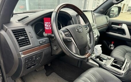 Toyota Land Cruiser 200, 2020 год, 9 300 000 рублей, 7 фотография